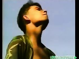 Юный паренек сосет писюн у друга