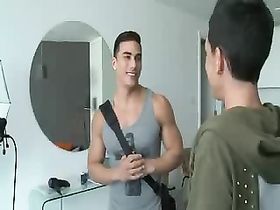 Неподкупные чувства мужчин и их тел